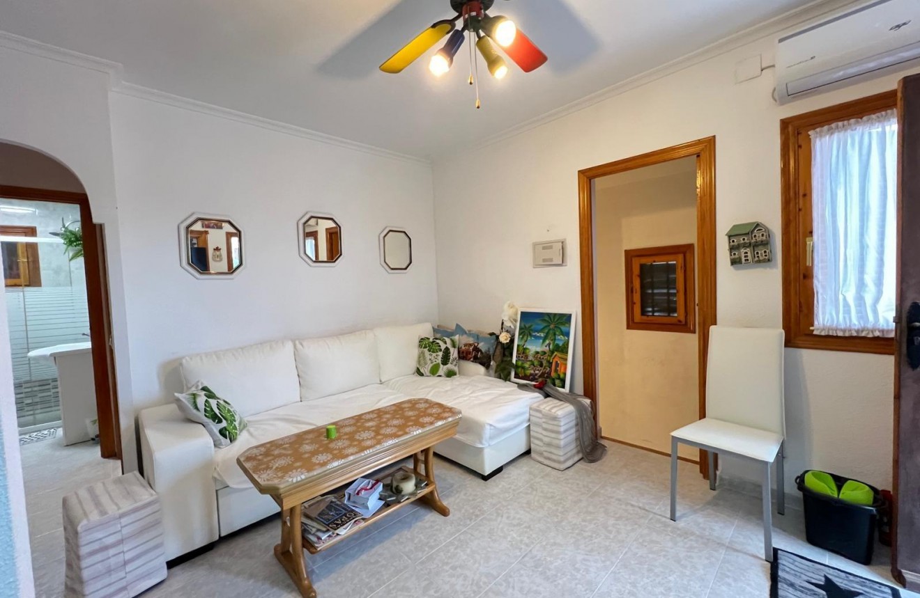 Aus zweiter Hand - Bungalow -
Torrevieja - Torreblanca