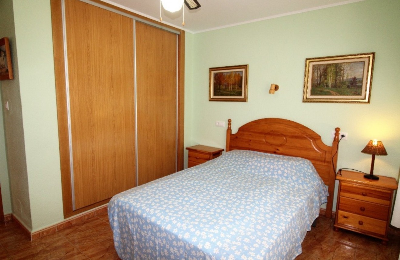 Segunda mano - Chalet -
Torrevieja - Los Balcones