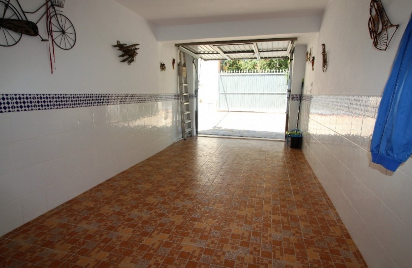 Segunda mano - Chalet -
Torrevieja - Los Balcones