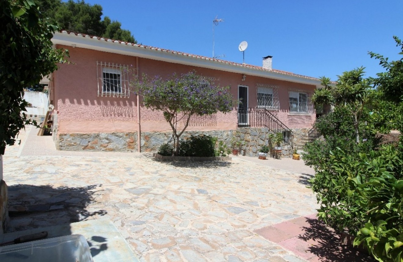 Segunda mano - Chalet -
Torrevieja - Los Balcones