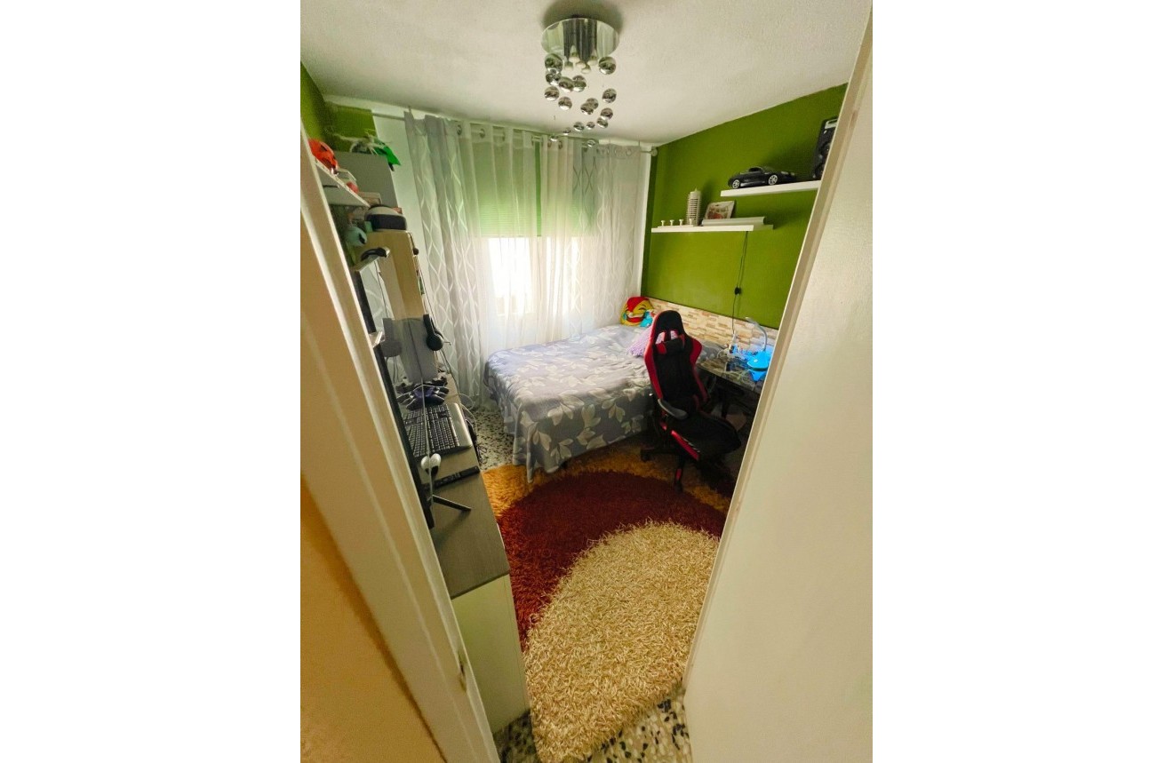 Aus zweiter Hand - Wohnung -
Torrevieja - Centro