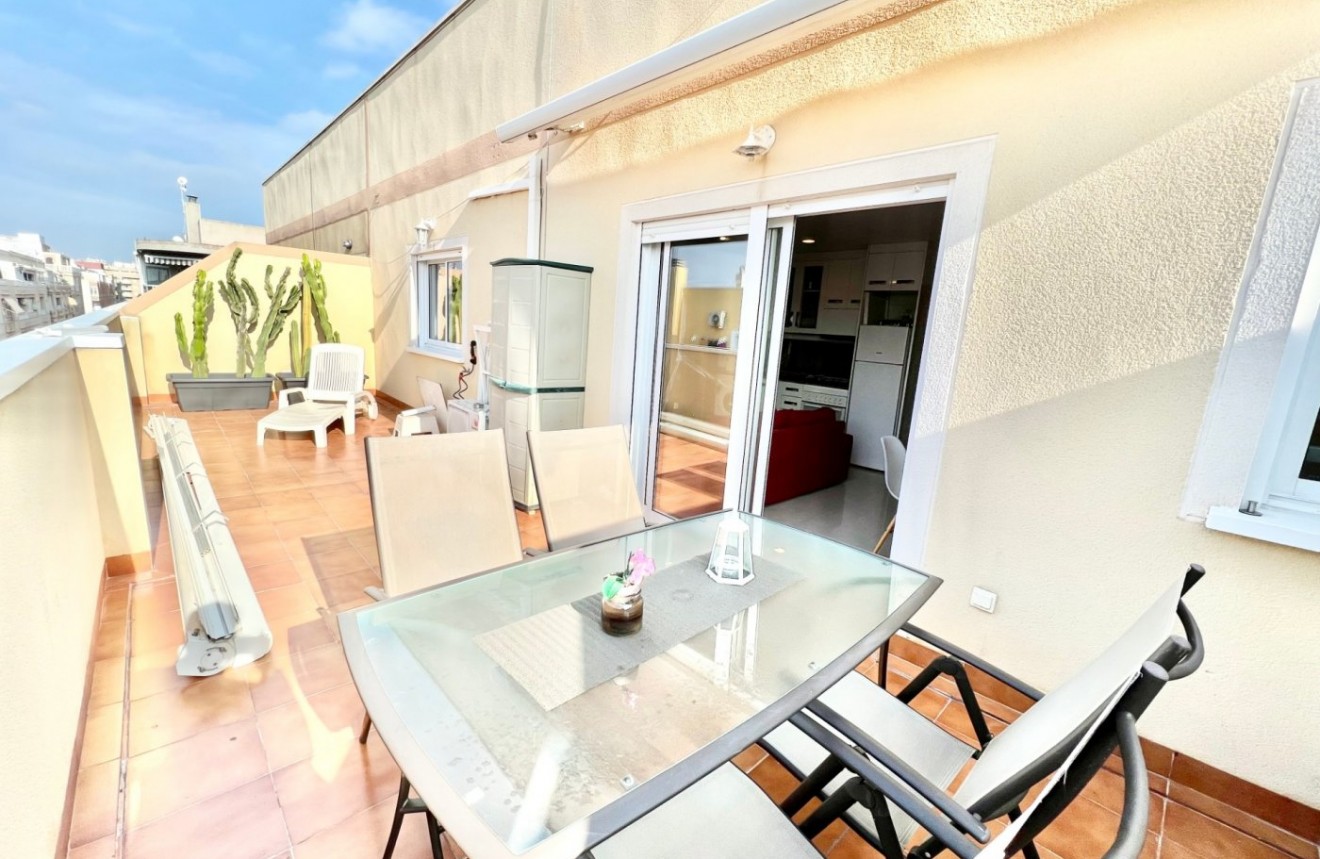 Tweedehands - Penthouse -
Torrevieja - Centro