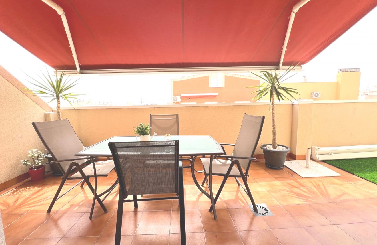 Tweedehands - Penthouse -
Torrevieja - Centro