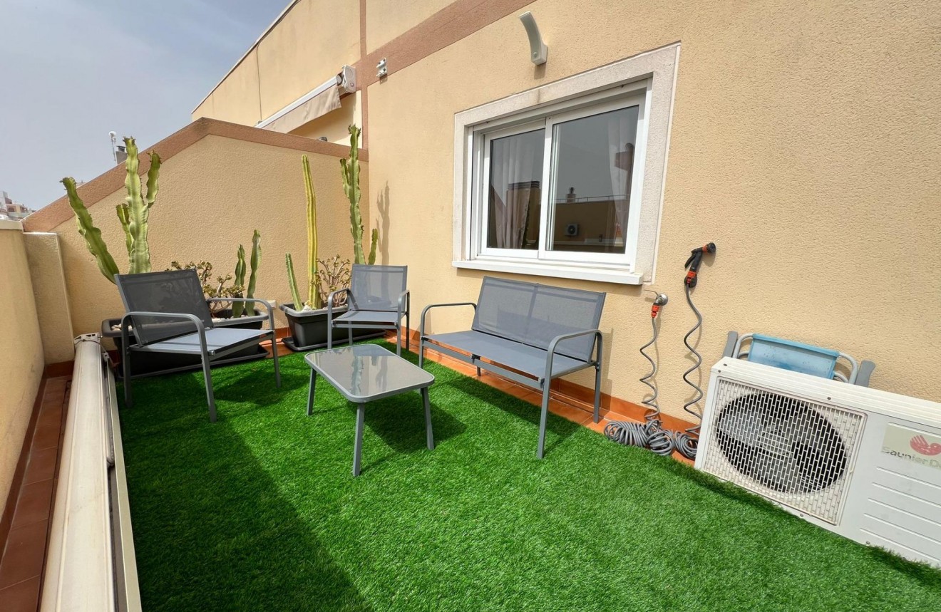 Tweedehands - Penthouse -
Torrevieja - Centro