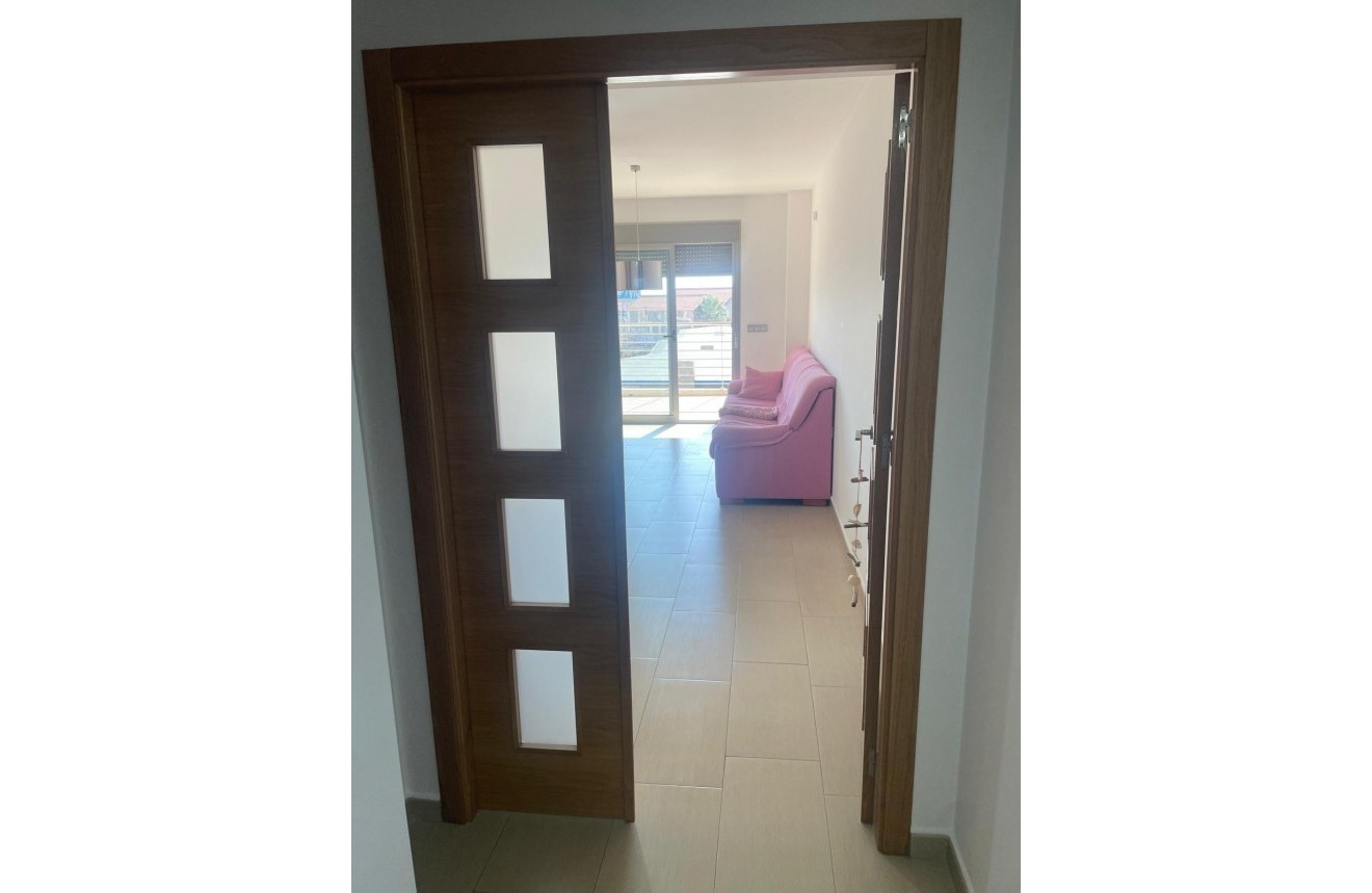 Resale - Apartment / flat -
Torrevieja - Playa de los Locos