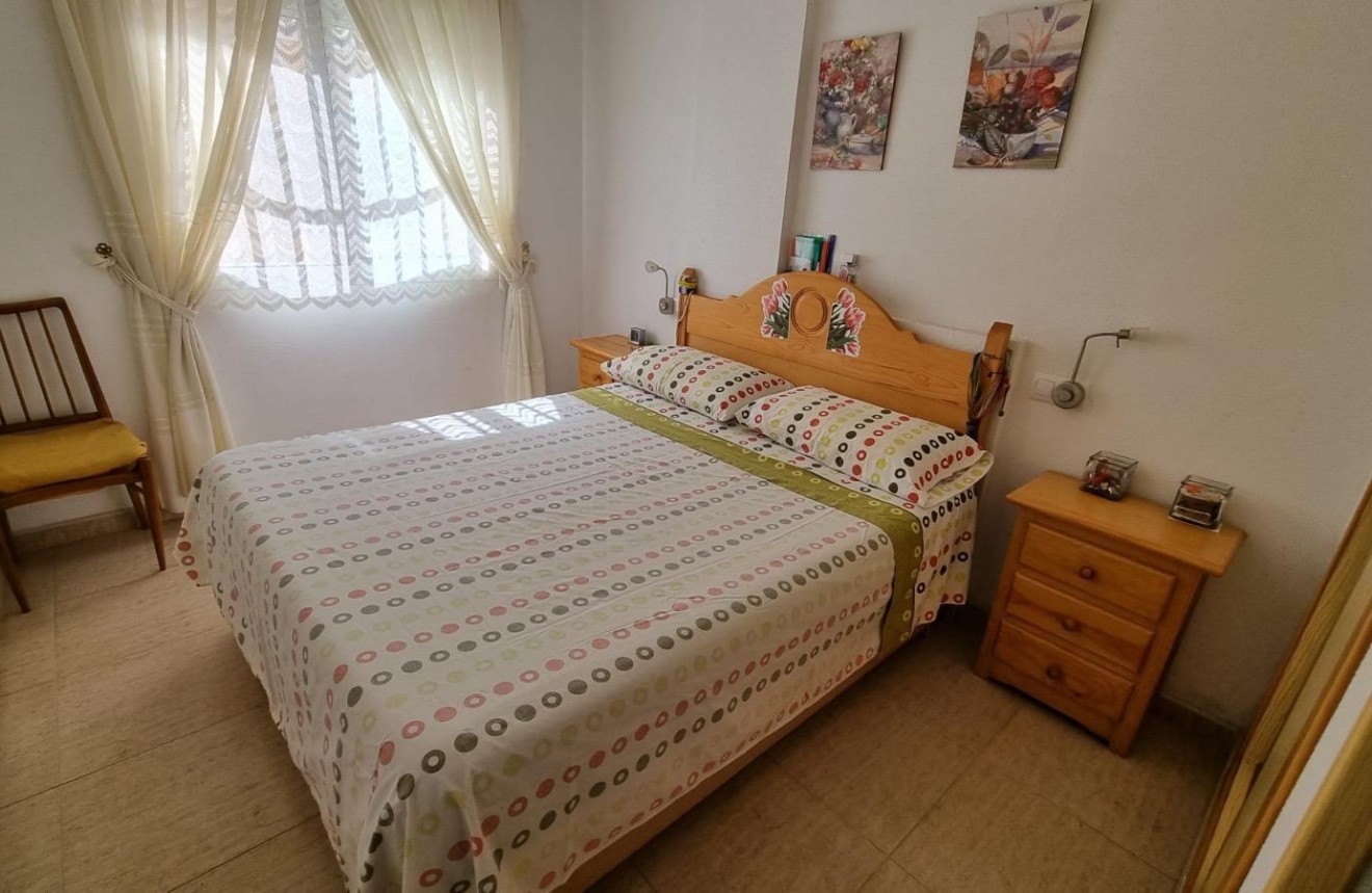 D'occasion - Appartement -
Torrevieja - El molino