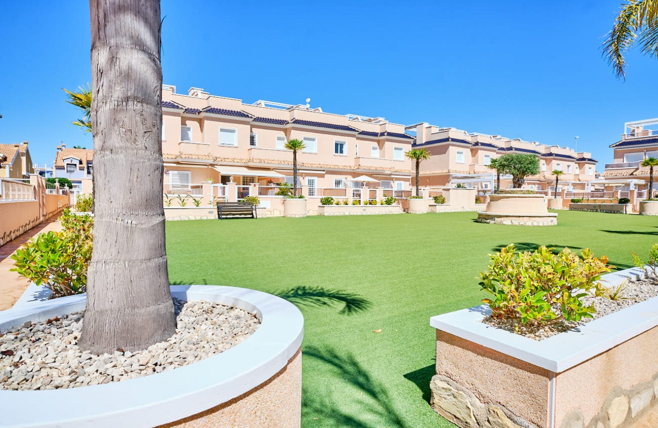 D'occasion - Appartement -
Orihuela Costa - Lomas de Cabo Roig