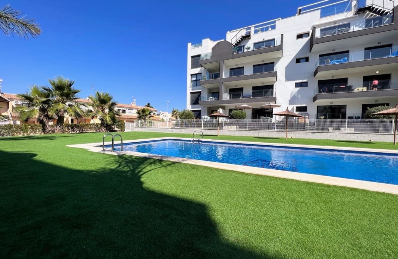 Aus zweiter Hand - Wohnung -
Orihuela Costa - Costa Blanca