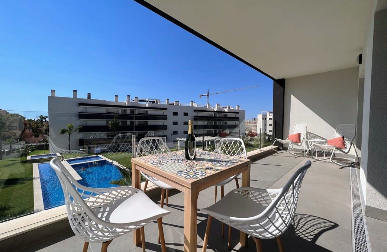 Aus zweiter Hand - Wohnung -
Orihuela Costa - Costa Blanca