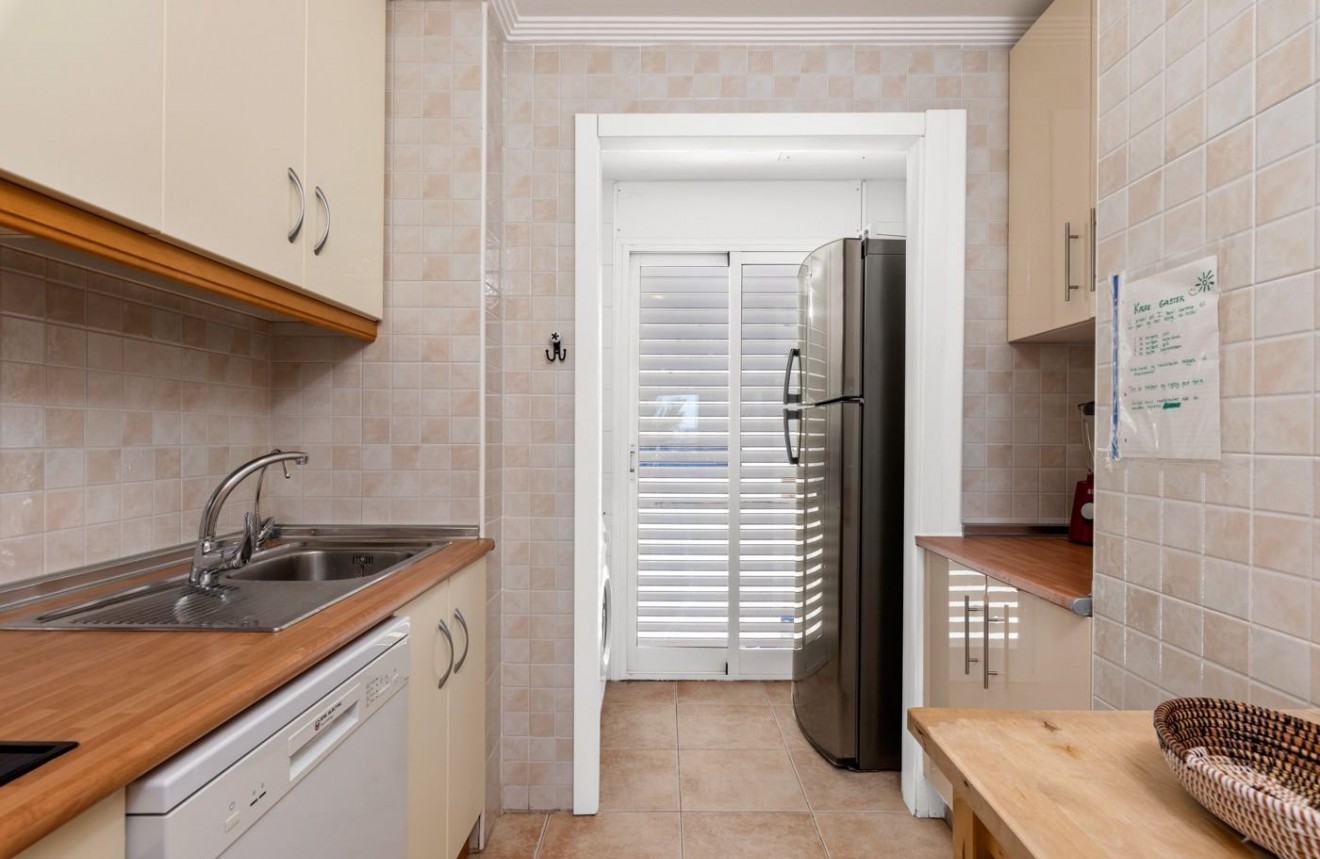 Resale - Apartment / flat -
Torrevieja - Costa Blanca