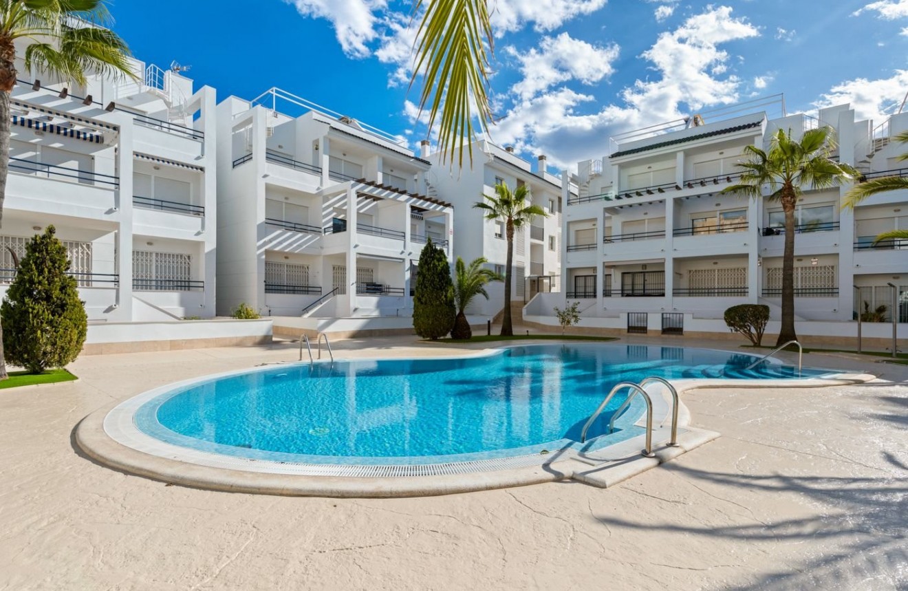 Resale - Apartment / flat -
Torrevieja - Costa Blanca