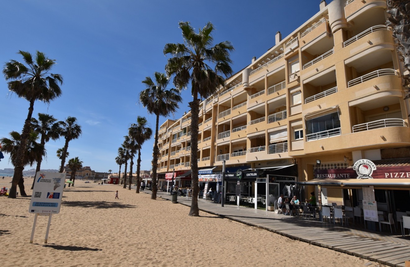 D'occasion - Appartement -
Torrevieja - Costa Blanca