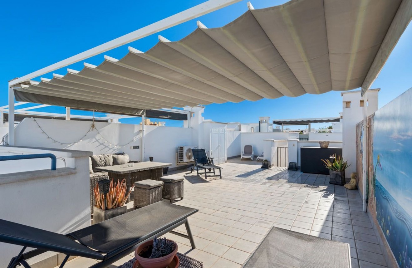 Resale - Bungalow -
Torrevieja - Aguas Nueva