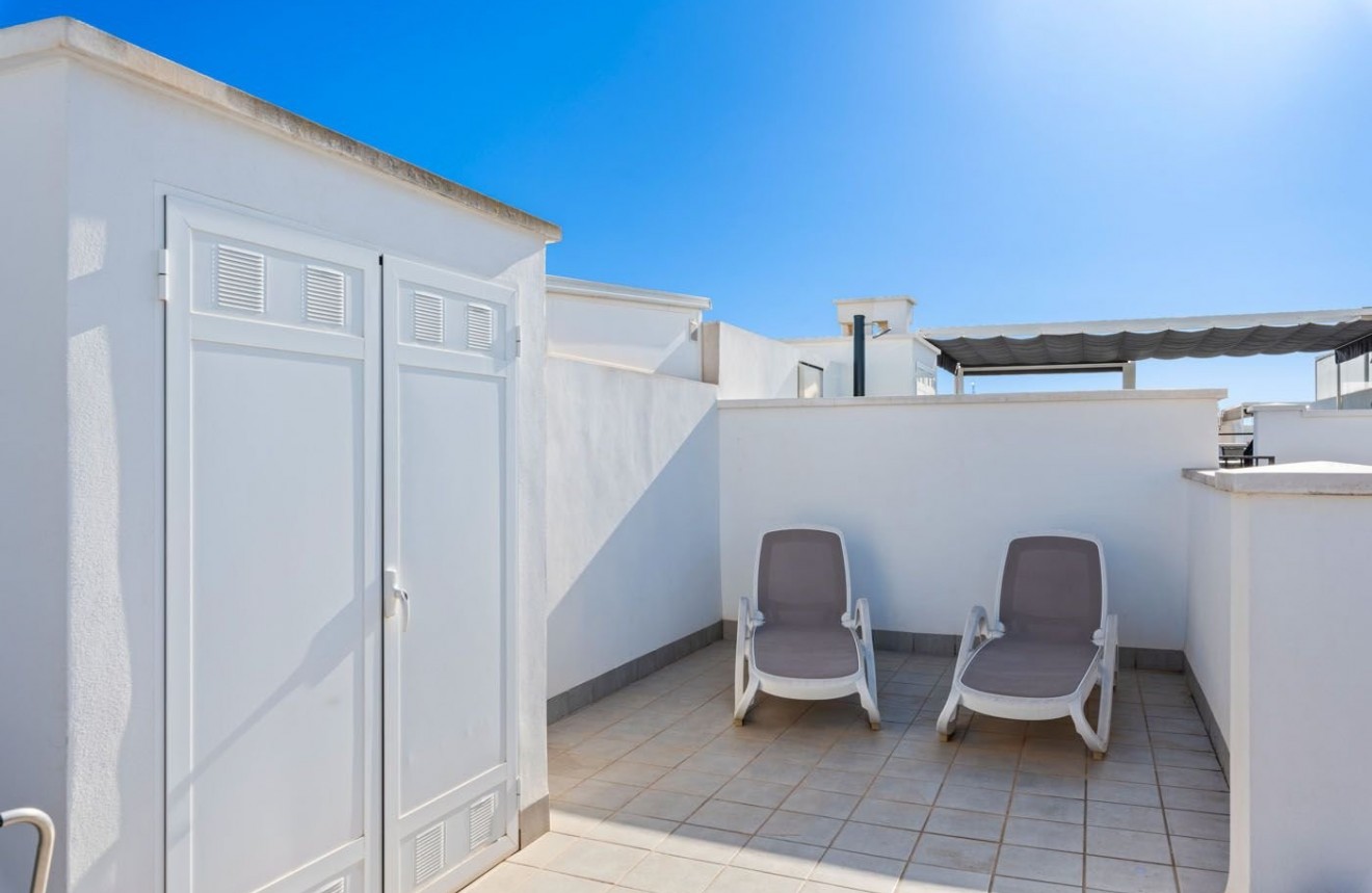 Segunda mano - Bungalow -
Torrevieja - Aguas Nueva