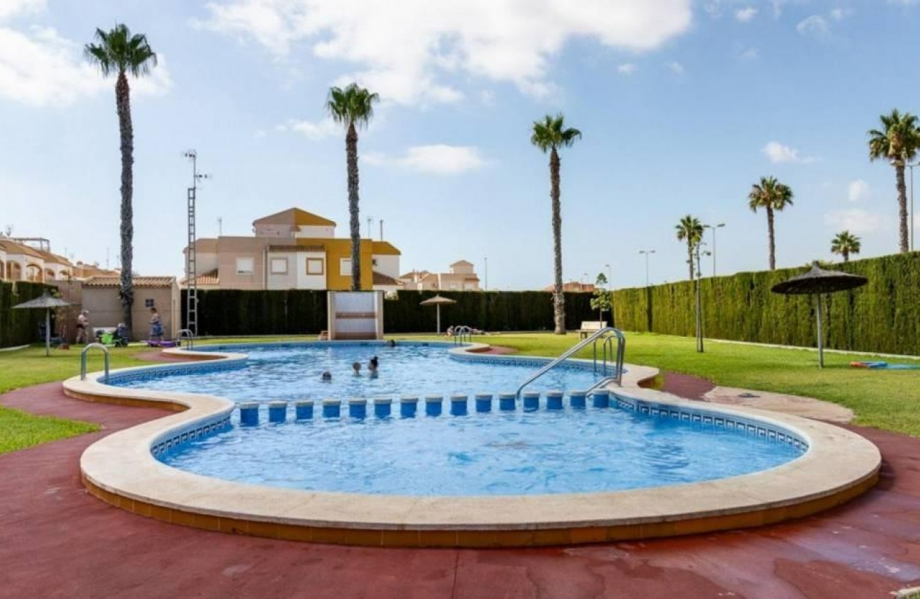 Z drugiej ręki - Bungalow -
Torrevieja - Torretas