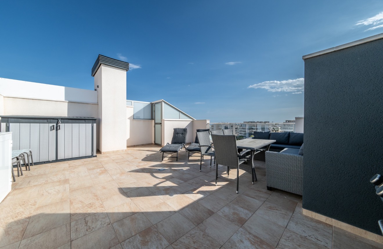 Aus zweiter Hand - Penthouse -
Orihuela Costa - Costa Blanca