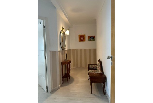 Resale - Apartment / flat -
Torrevieja