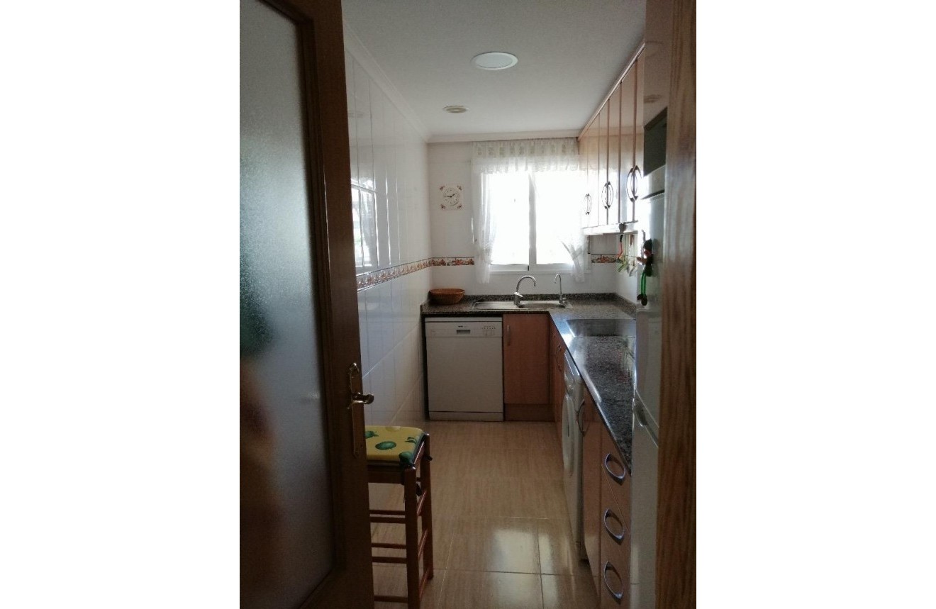 Tweedehands - Appartement / flat -
Torrevieja - Playa del Cura