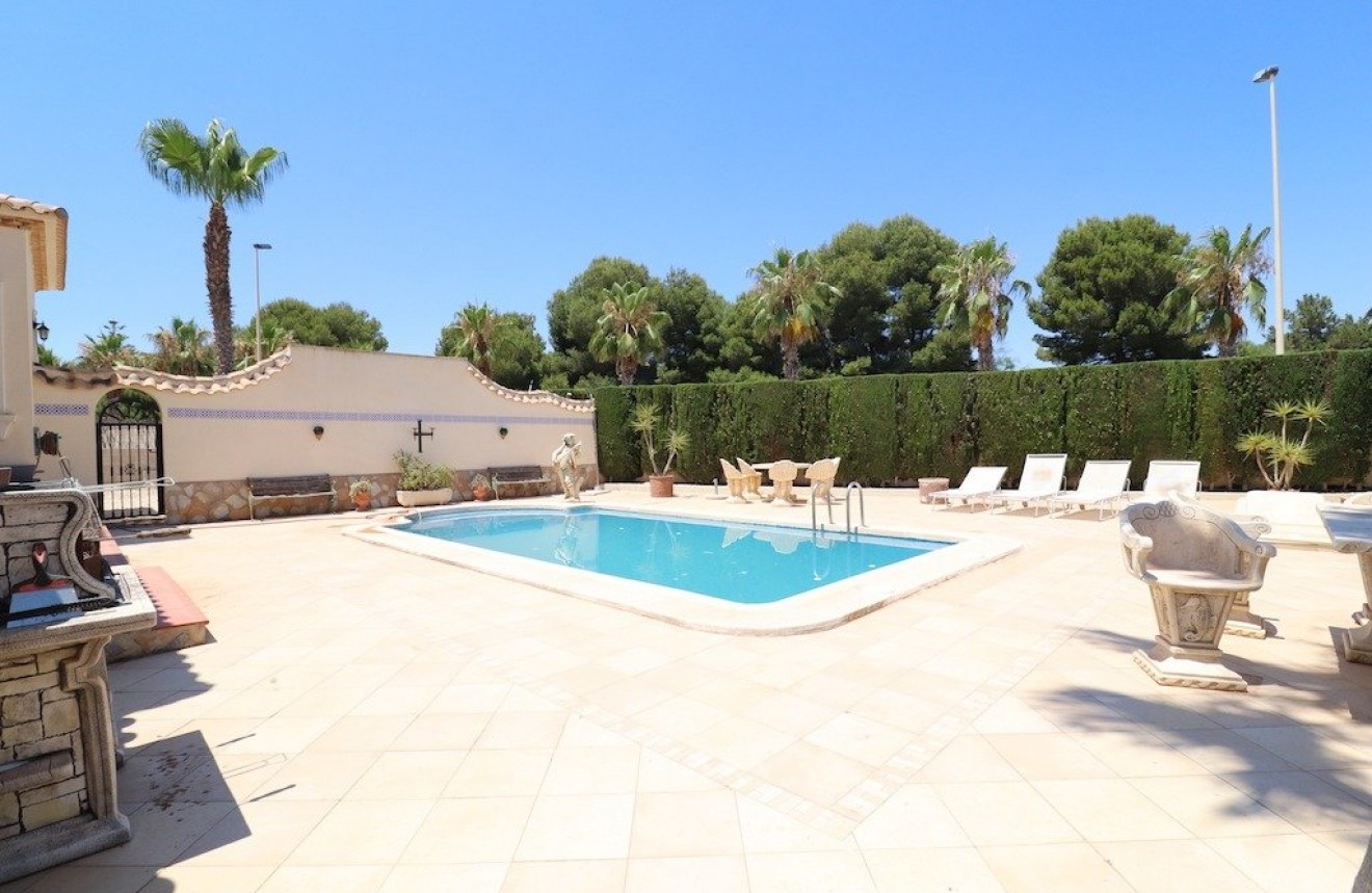 Segunda mano - Chalet -
Orihuela Costa - Costa Blanca