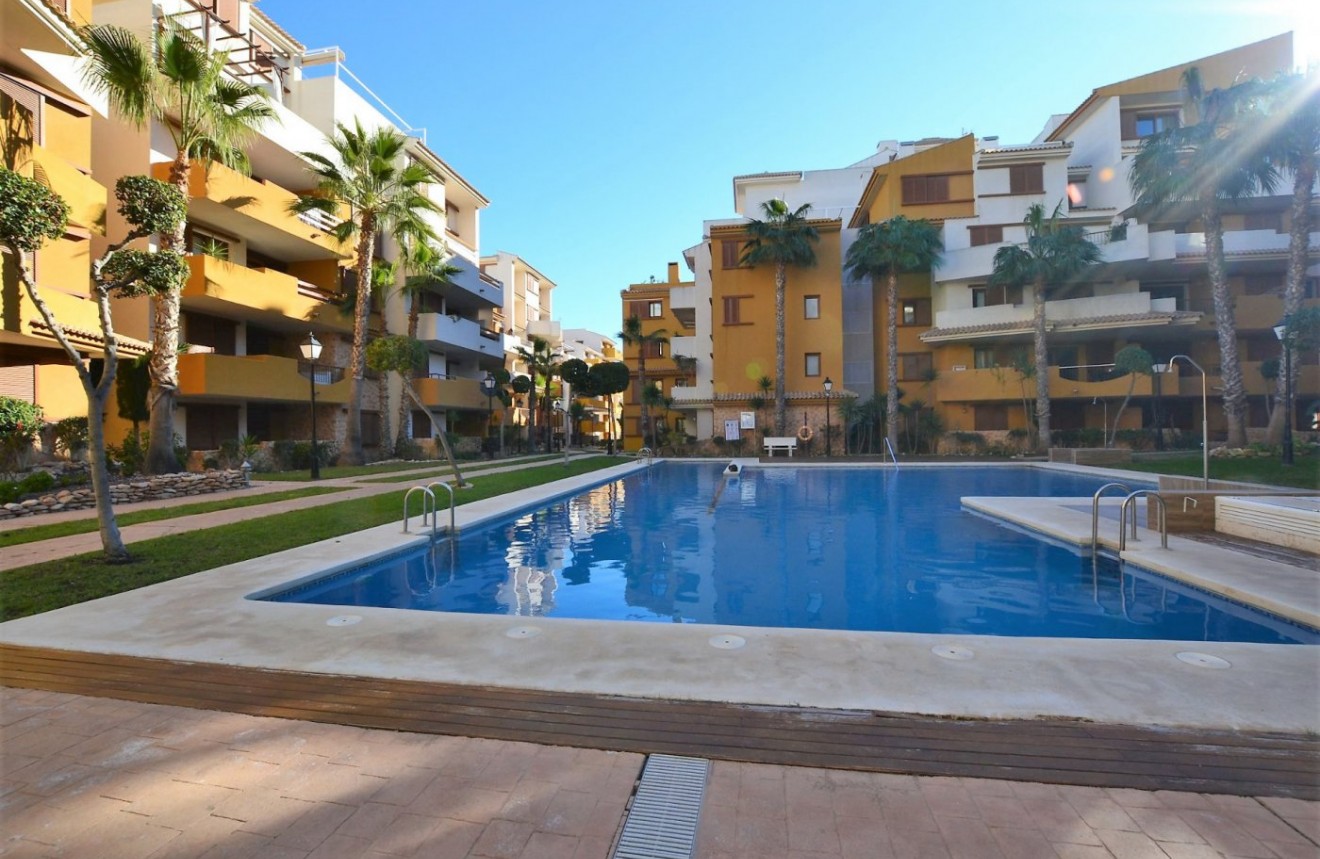 Tweedehands - Appartement / flat -
Orihuela Costa - Punta Prima