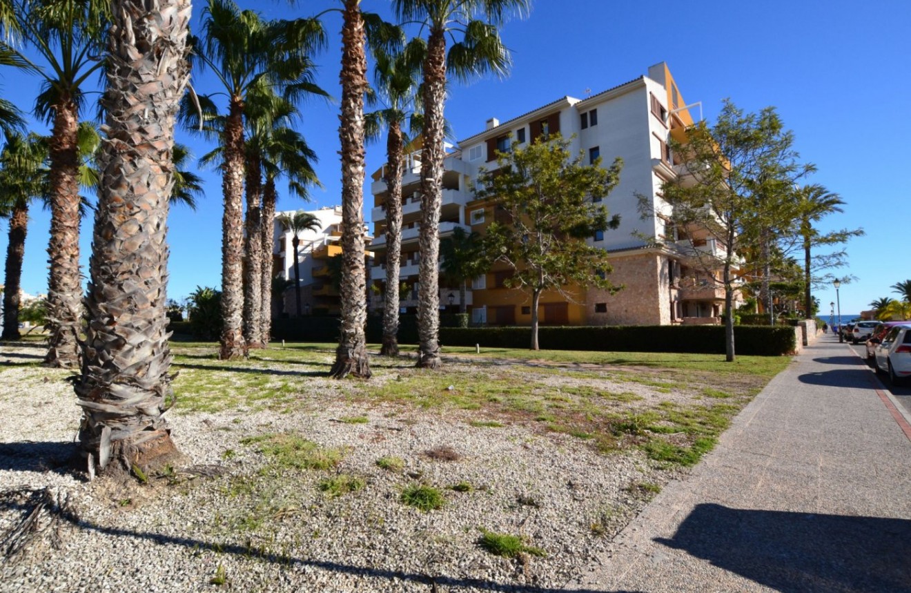 Tweedehands - Appartement / flat -
Orihuela Costa - Punta Prima