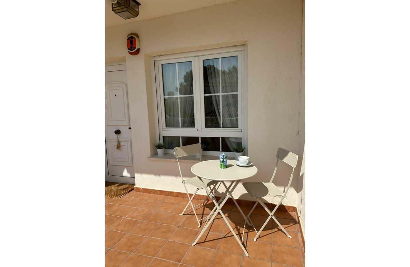 Segunda mano - Bungalow -
Orihuela Costa - Costa Blanca