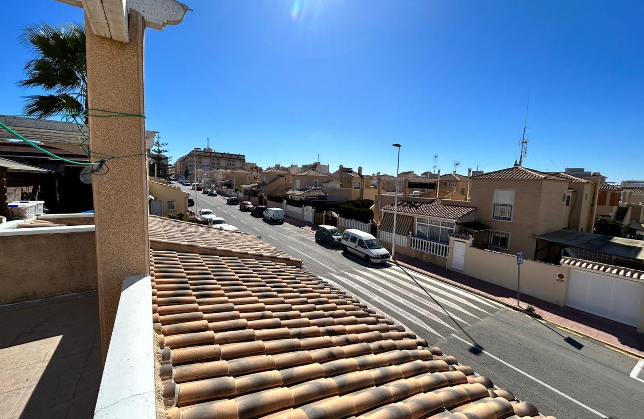 Tweedehands - Chalet -
Torrevieja - Costa Blanca