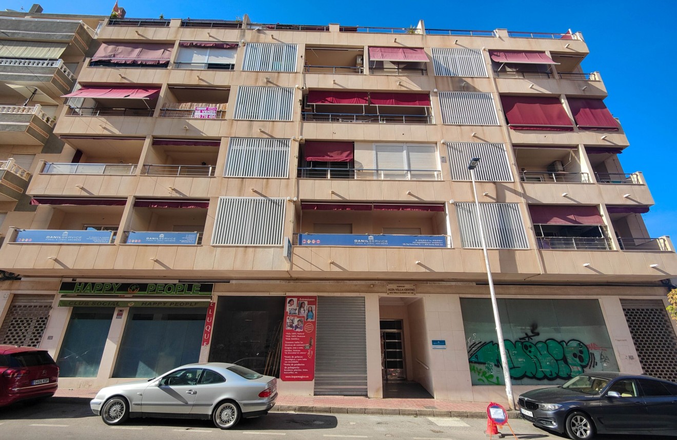 D'occasion - Appartement -
Torrevieja - Costa Blanca