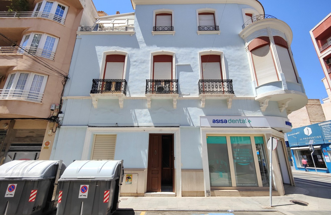 Tweedehands - Appartement / flat -
Torrevieja - Costa Blanca