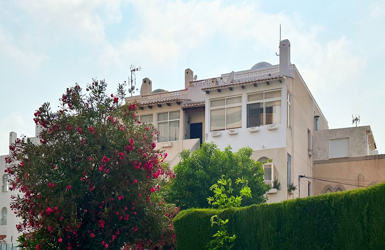 Segunda mano - Ático -
Orihuela Costa - Costa Blanca