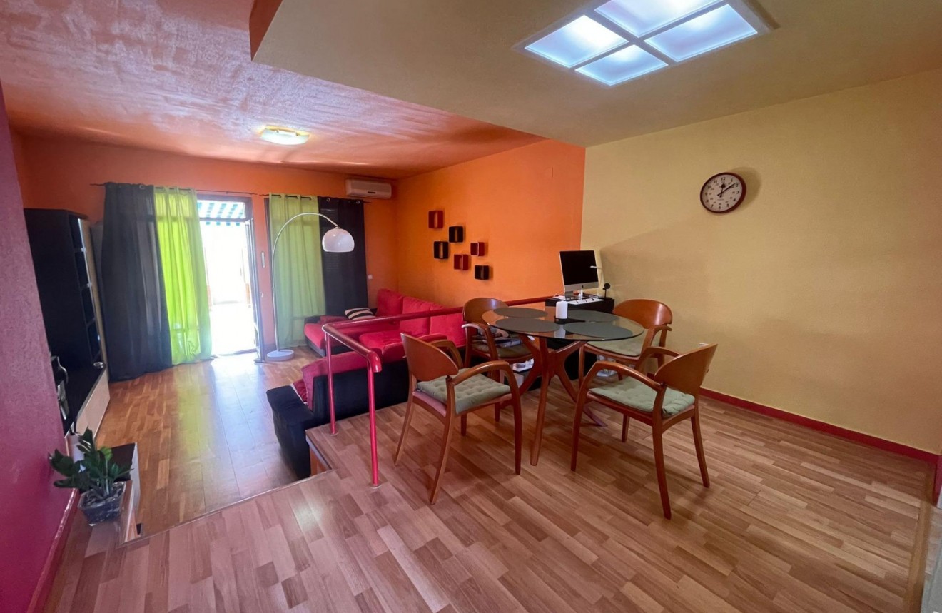 Z drugiej ręki - Bungalow -
Torrevieja - Aguas Nuevas 2