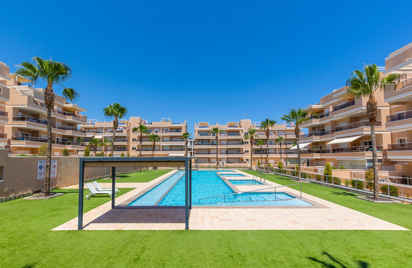 Aus zweiter Hand - Wohnung -
Orihuela Costa - Costa Blanca