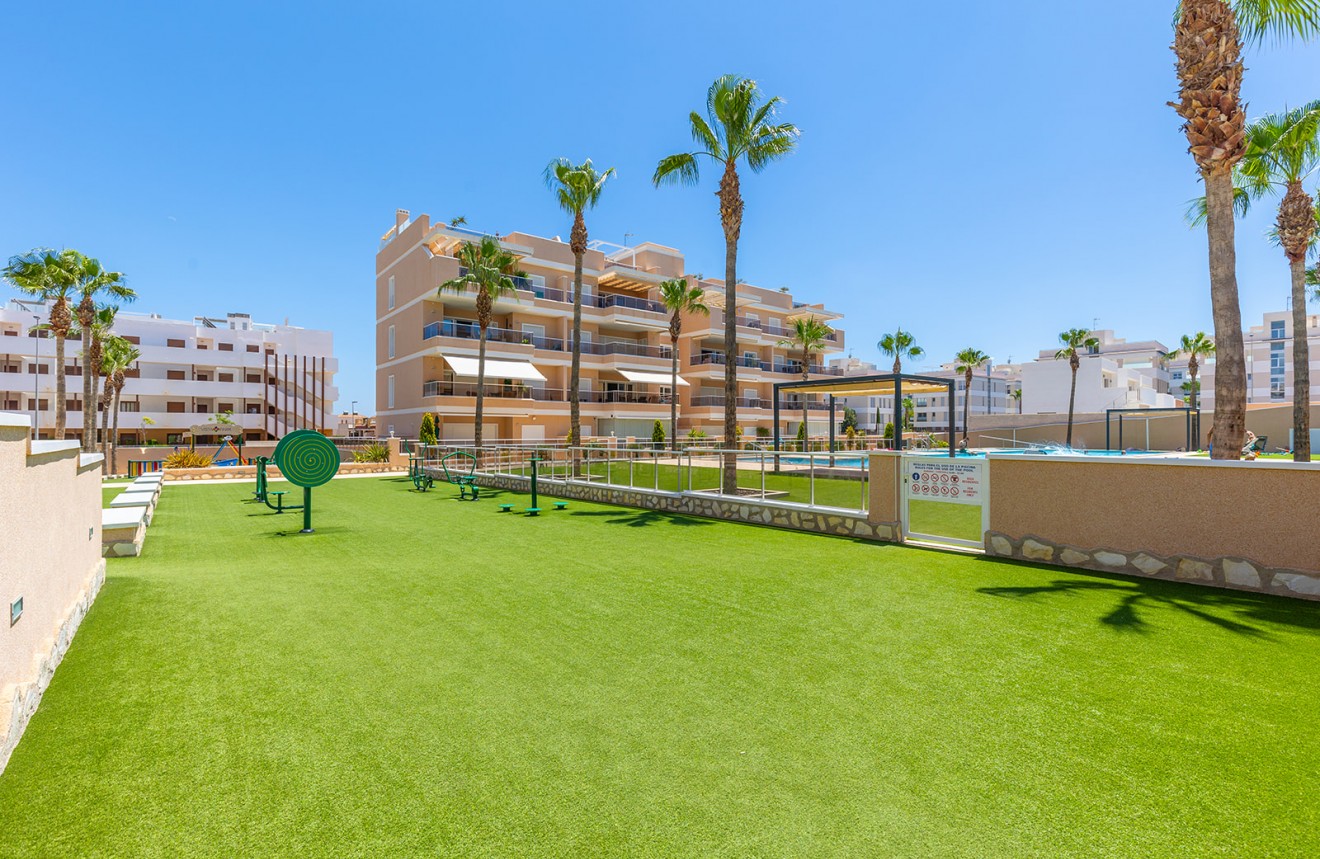 Aus zweiter Hand - Wohnung -
Orihuela Costa - Costa Blanca