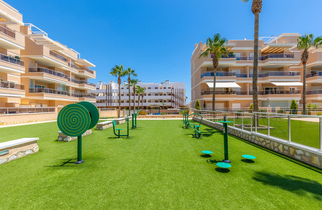 Aus zweiter Hand - Wohnung -
Orihuela Costa - Costa Blanca