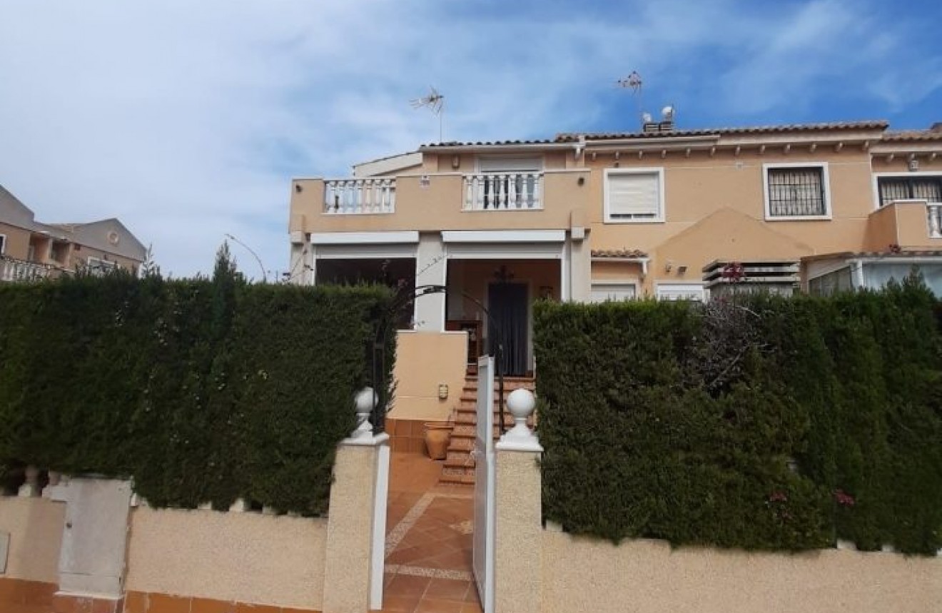 Segunda mano - Chalet -
Torrevieja - Costa Blanca