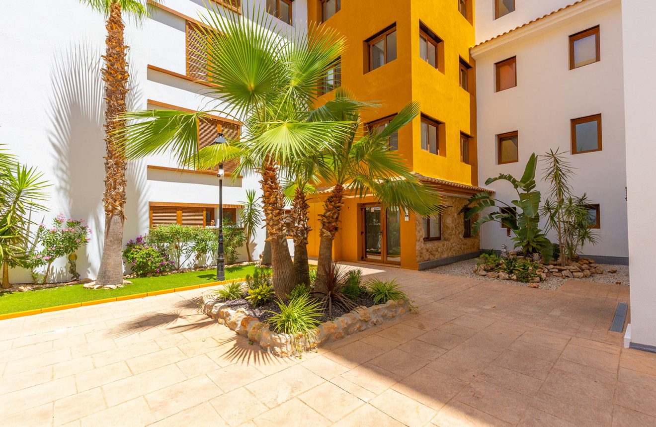 Aus zweiter Hand - Penthouse -
Punta Prima - Costa Blanca