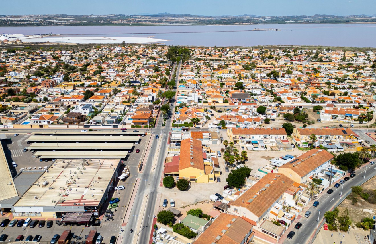 Z drugiej ręki - Mieszkanie w bloku -
Torrevieja - Costa Blanca