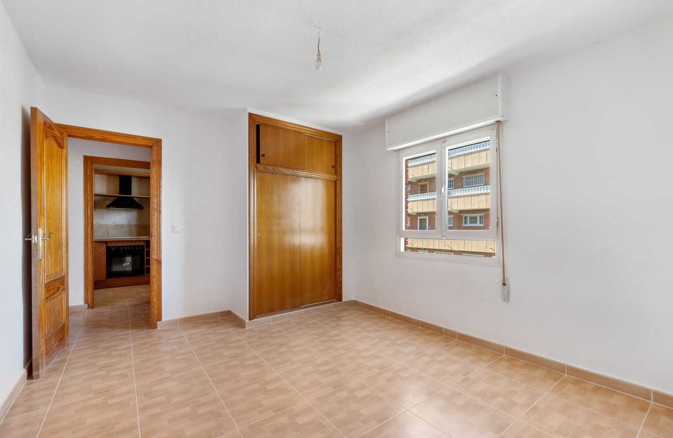 Segunda mano - Apartamento / piso -
Punta Prima - Costa Blanca