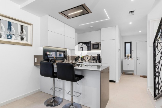 Obra nueva - Chalet -
Guardamar del Segura - Els Secans