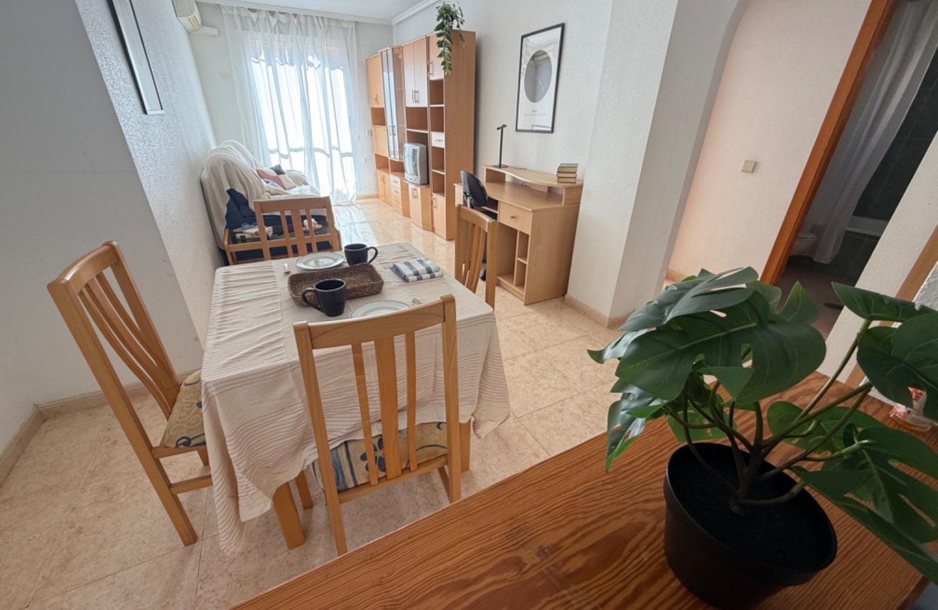 Resale - Penthouse -
Torrevieja - Centro