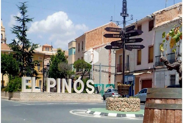 Obra nueva - Villa -
Pinoso - Lel