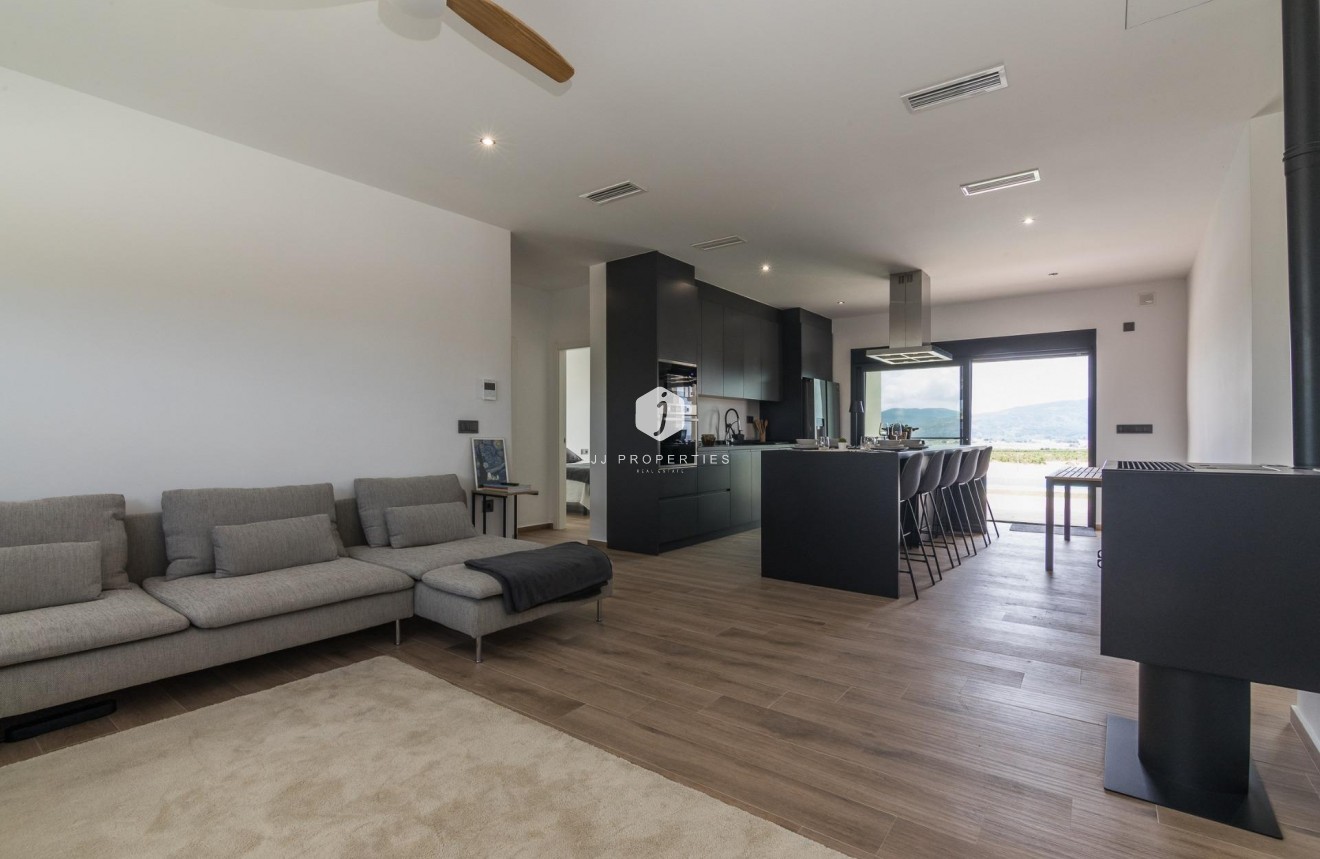 Obra nueva - Villa -
Pinoso - Lel