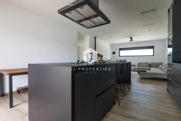 Obra nueva - Villa -
Pinoso - Lel