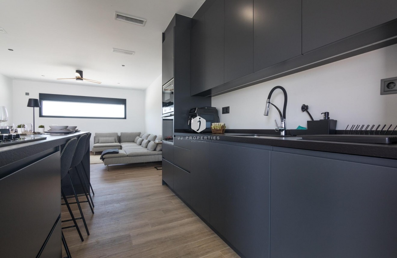 Obra nueva - Villa -
Pinoso - Lel