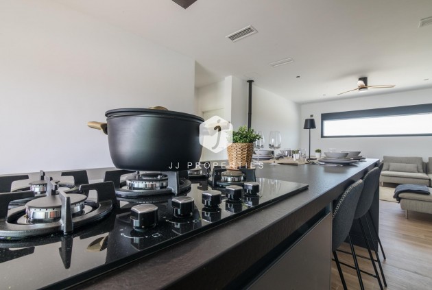 Obra nueva - Villa -
Pinoso - Lel