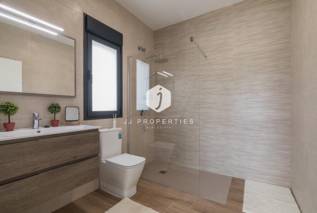 Obra nueva - Villa -
Pinoso - Lel