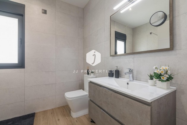 Obra nueva - Villa -
Pinoso - Lel