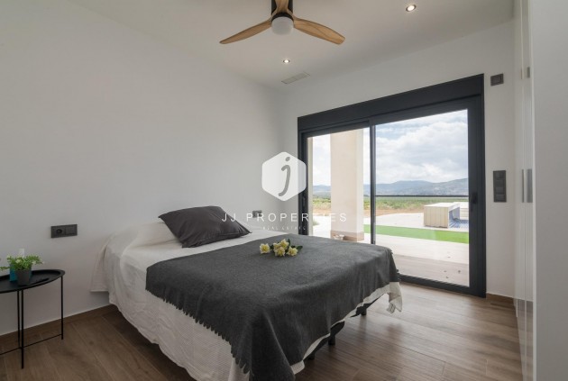 Obra nueva - Villa -
Pinoso - Lel