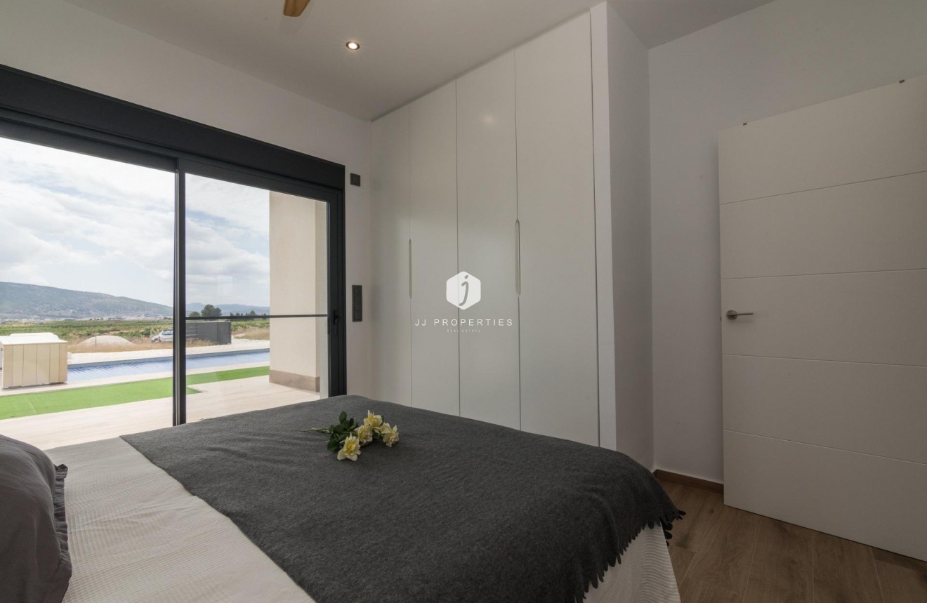 Obra nueva - Villa -
Pinoso - Lel