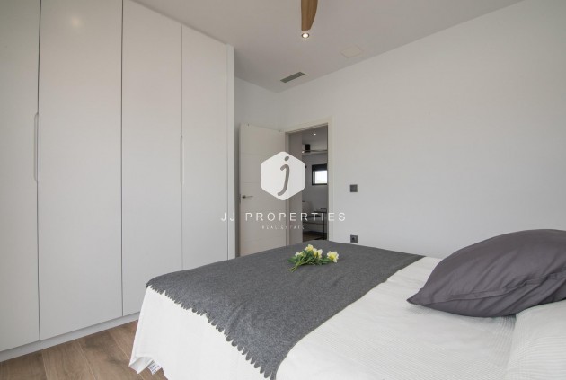 Obra nueva - Villa -
Pinoso - Lel